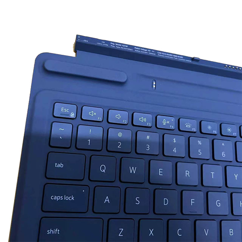 Amerykańska magnetyczna klawia – Tablet Keyboard Case recenzja i cena